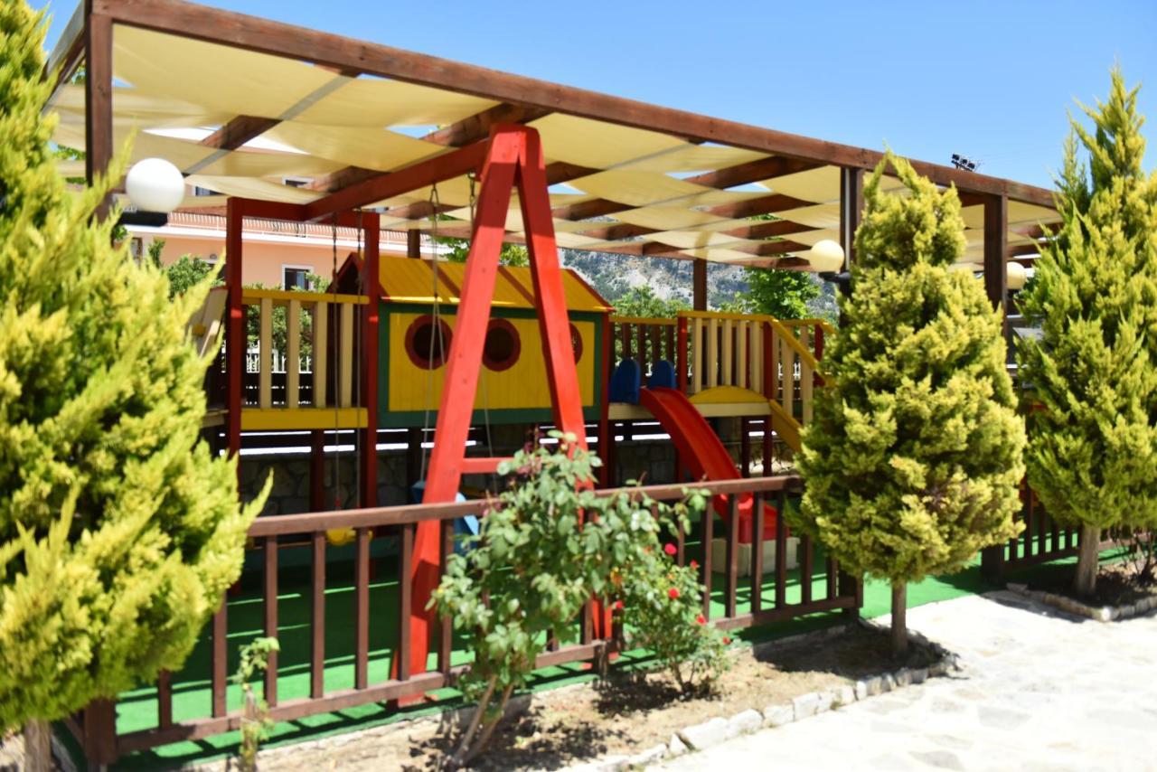 Hotel Kriti Max , Shengjin Shëngjin Exterior foto